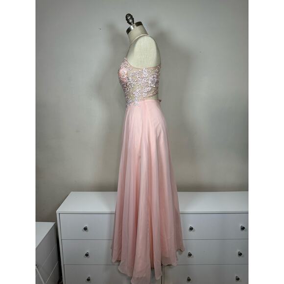 Dancing Queen 2369 Embroidered Sheer Halter Chiffon Dress - Size S Preowned - Picture 4 of 6